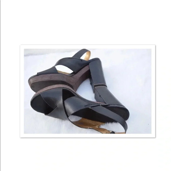 Banana Republic heeled sandals - Picture 3 of 8